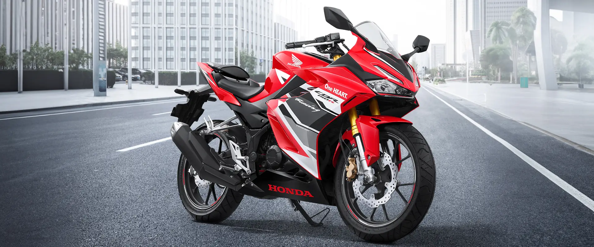 lifestylebanner-cbr150r-2024-1920x800px-3-23102024-071001